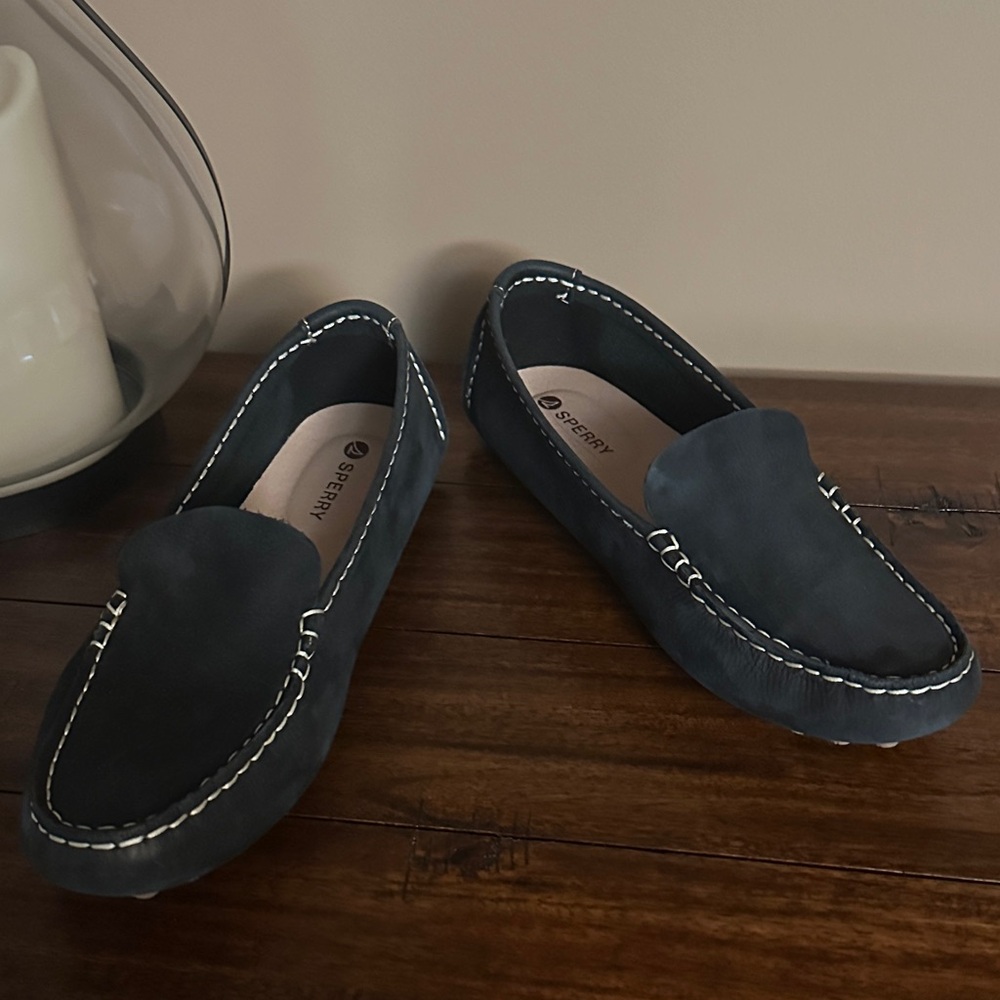 Sperry Women's port driving black. Sz9